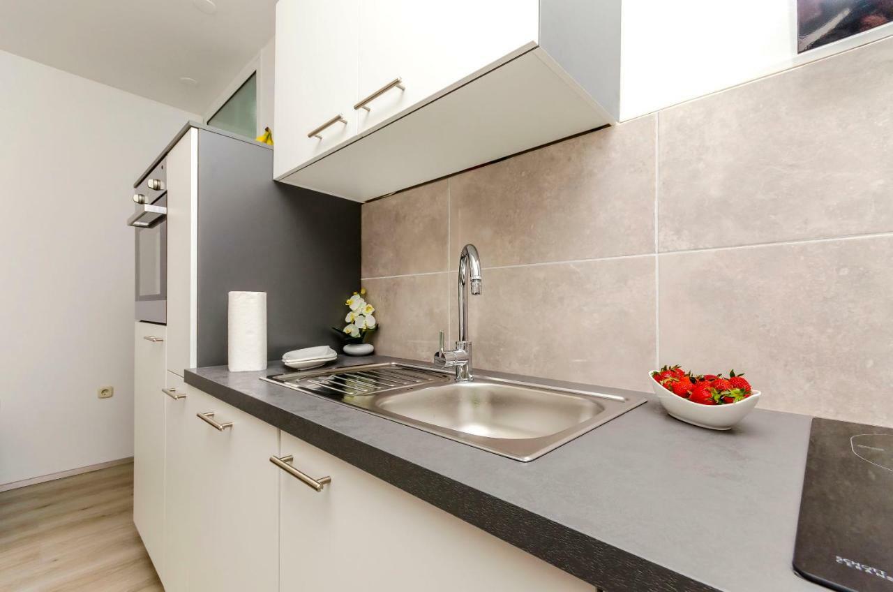 Apartment Mia Трогір Екстер'єр фото